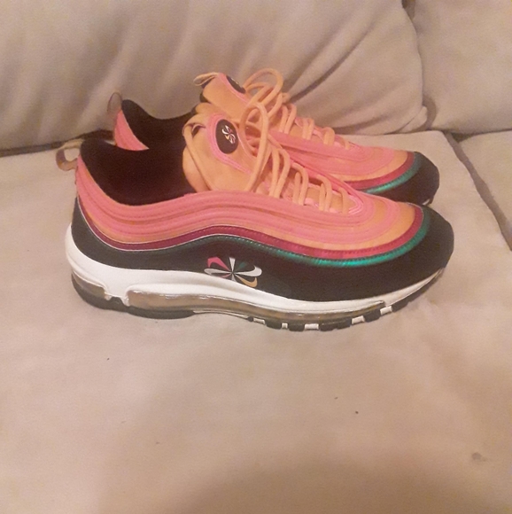 COPY - Nike Air Max 97 Sunburst - Picture 4 of 5